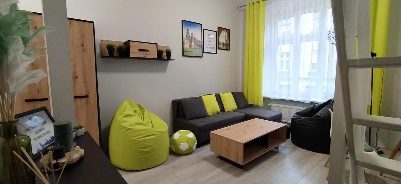 Discover Cracow Aparthostel Краков Экстерьер фото
