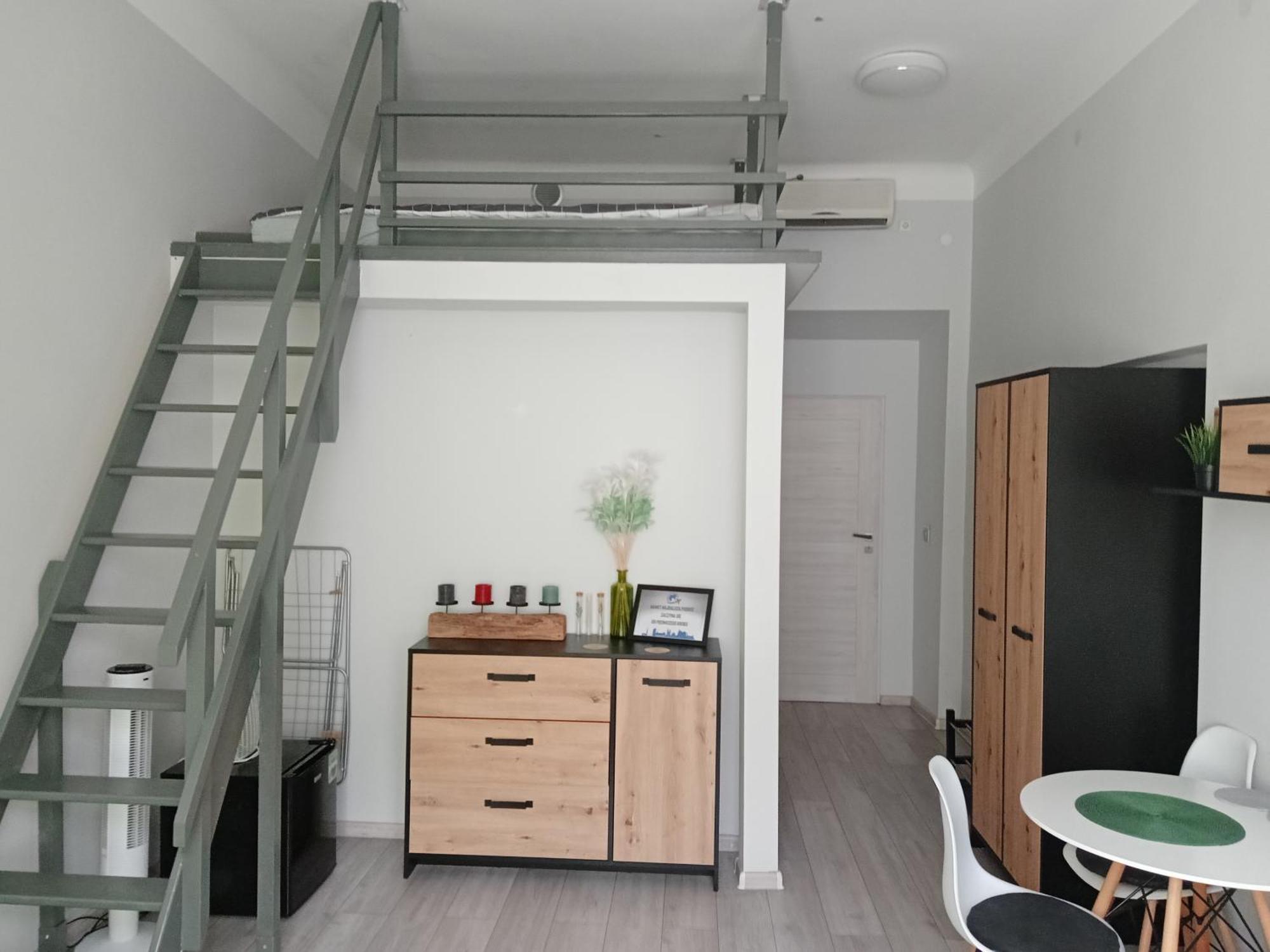 Discover Cracow Aparthostel Краков Экстерьер фото